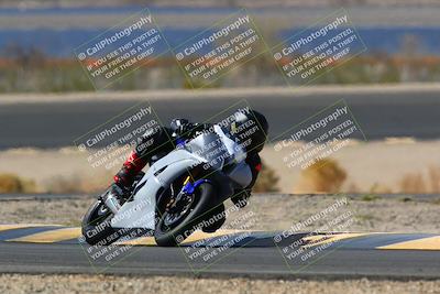 media/Apr-10-2022-SoCal Trackdays (Sun) [[f104b12566]]/Turn 14 (10am)/